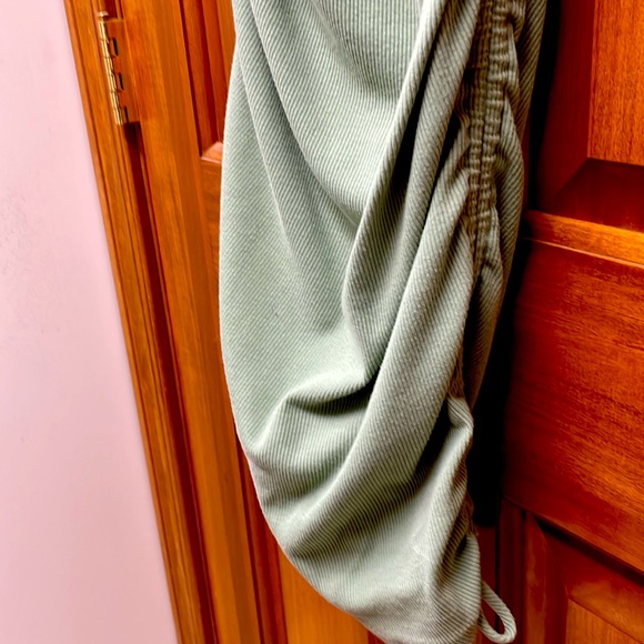 Lulu’s Bra Top Scrunch Dress - Picture 4 of 4